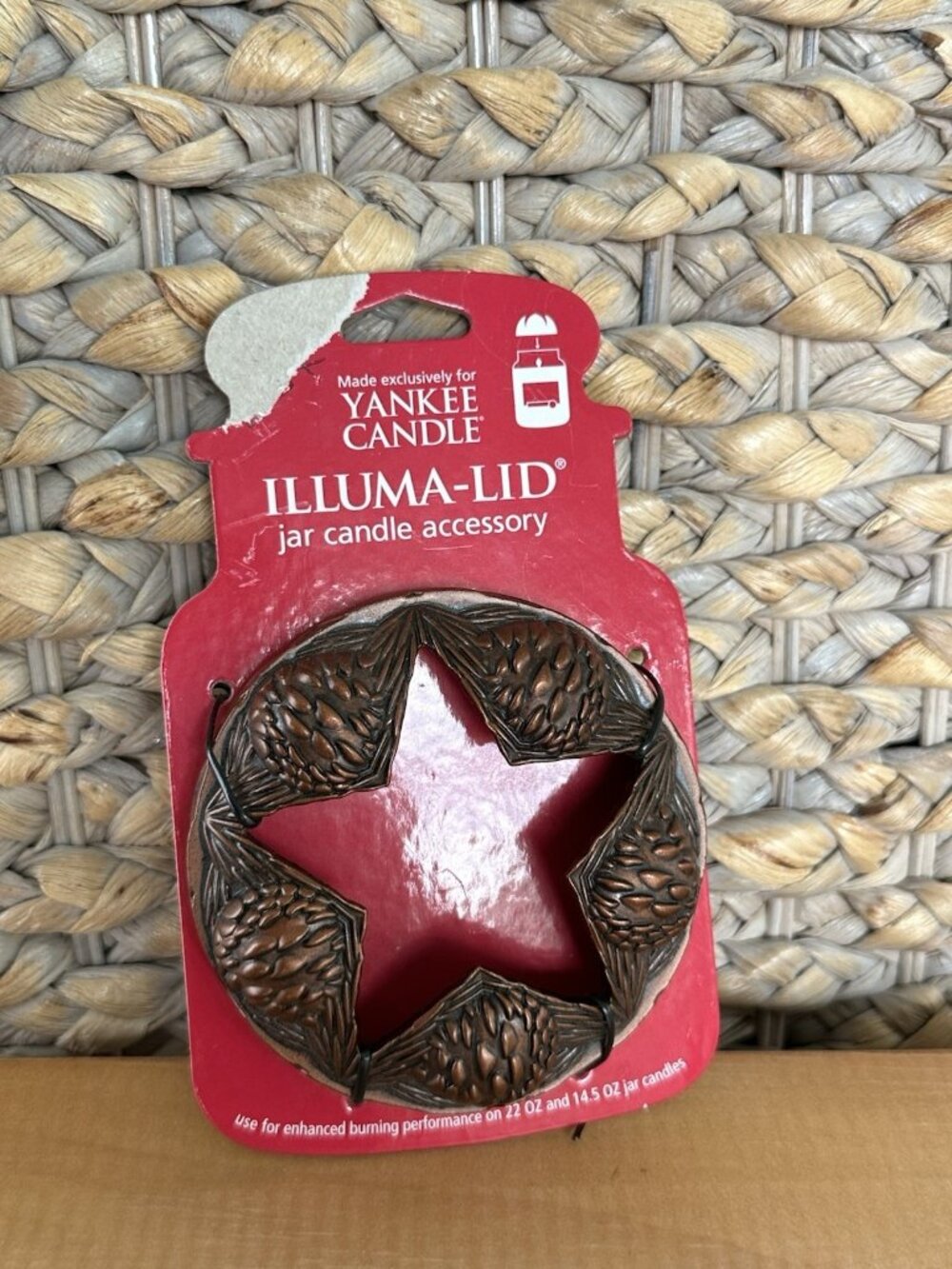 New Retired 2011 Yankee Candle Illuma Lid Copper Color Pinecones Needles Star
